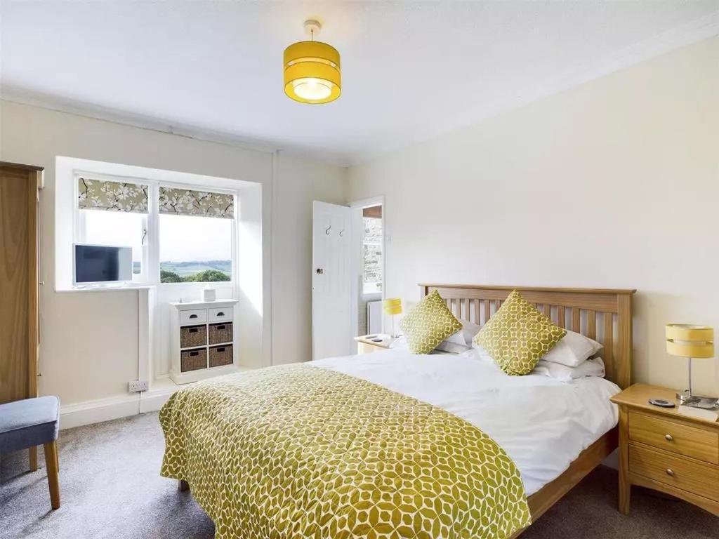 Haven House Bed & Breakfast Лейбърн Екстериор снимка