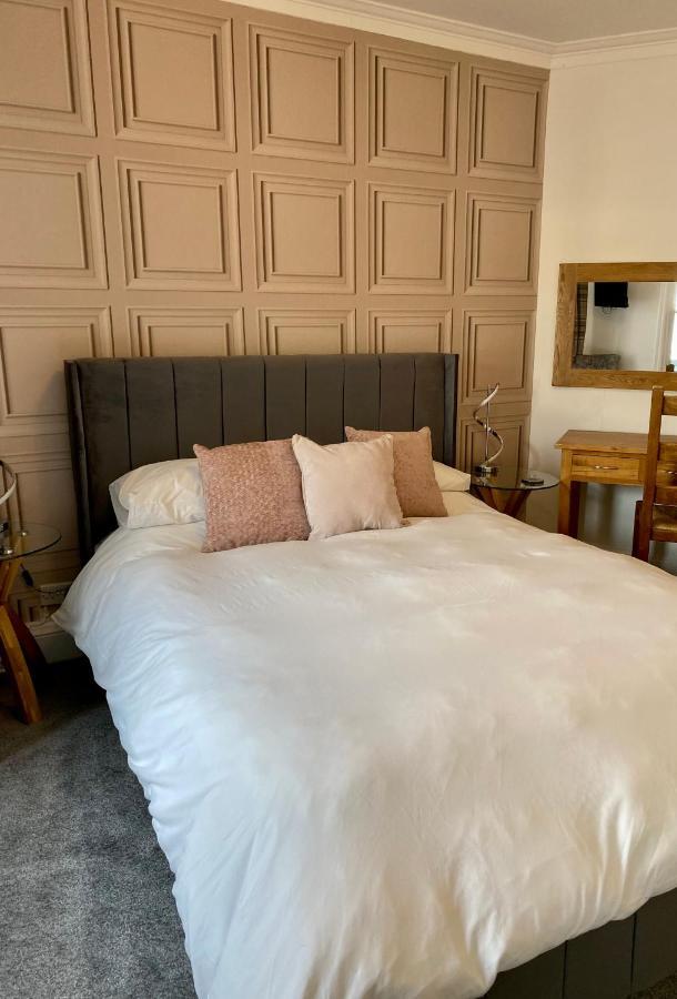 Haven House Bed & Breakfast Лейбърн Екстериор снимка